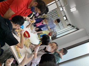 8047D8B6-CCA9-42B1-A617-30067906676A