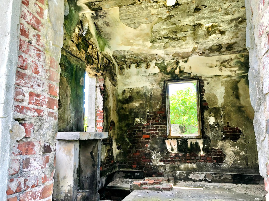 電信屋(海底電線陸揚室跡)04