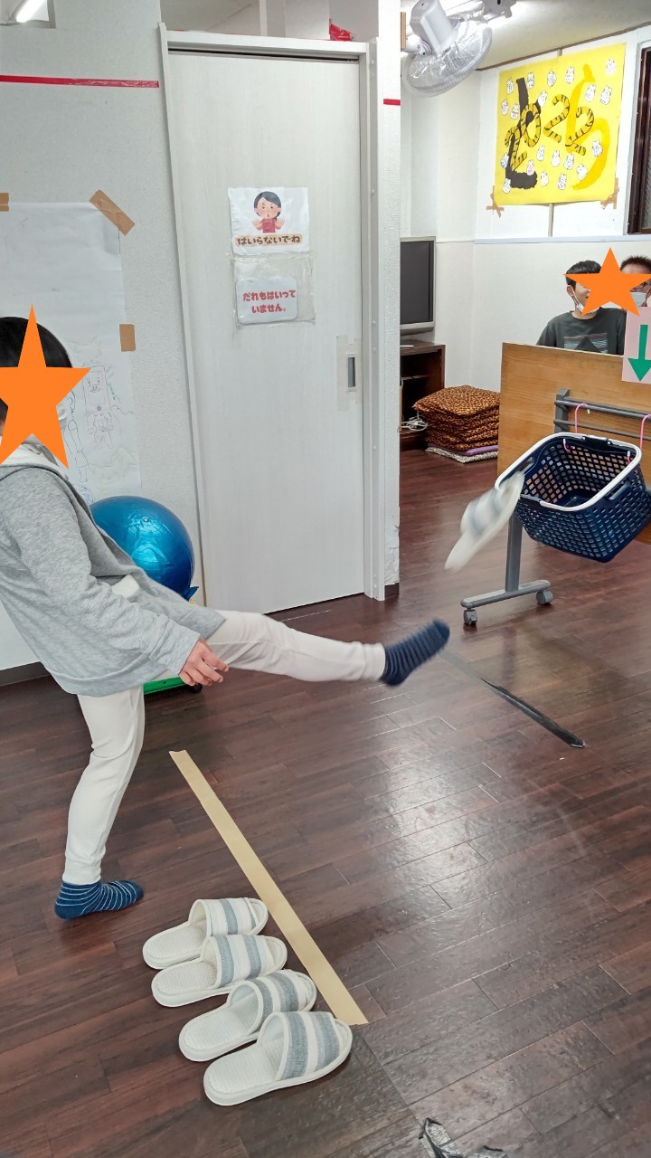 LINE_ALBUM_20220117スリッパとばし_220118_10