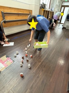 LINE_ALBUM_2025 108 トングでくり拾い_251009_20